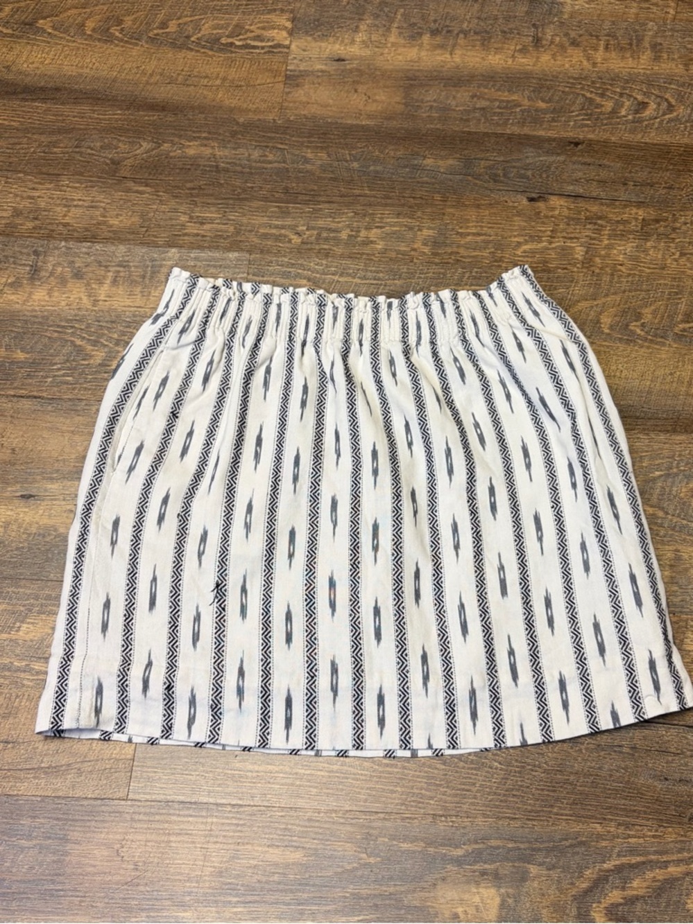 J. Crew Aztec Lined Mini Skirt Womens 10 Cream Black Pockets Southwestern Casual
